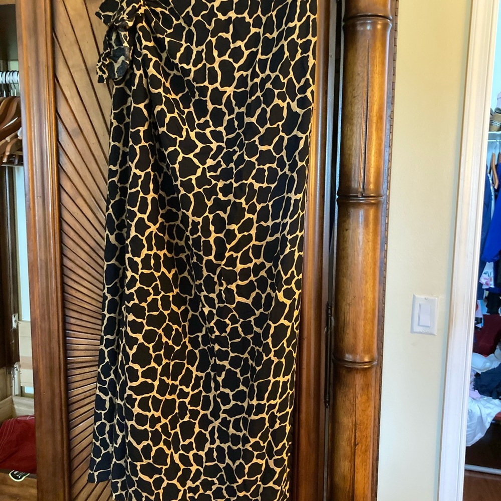 VON SAKEN one size bathing suit cover up